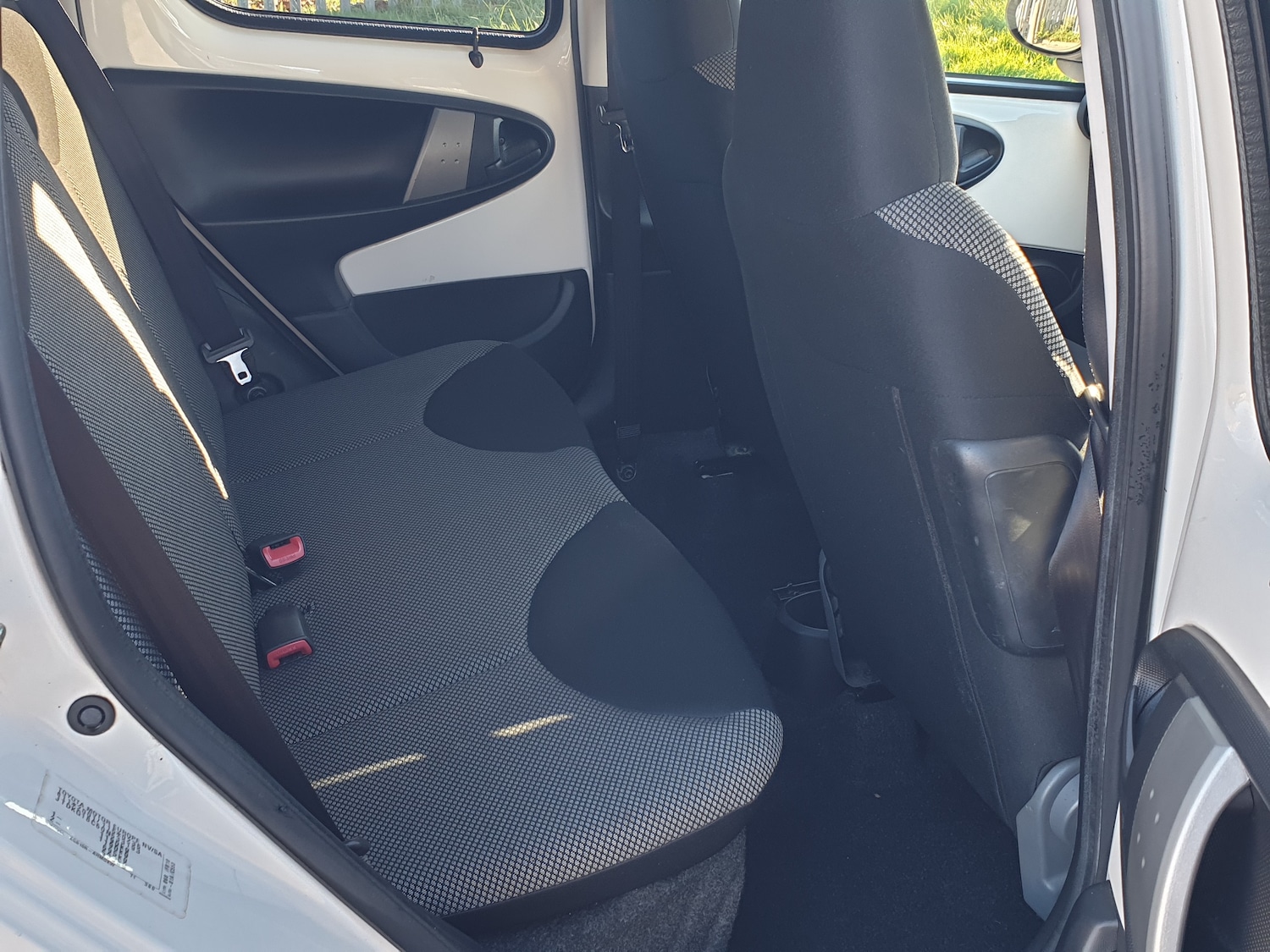 Used Toyota AYGO 2012 for sale - 76604311: Photo 11