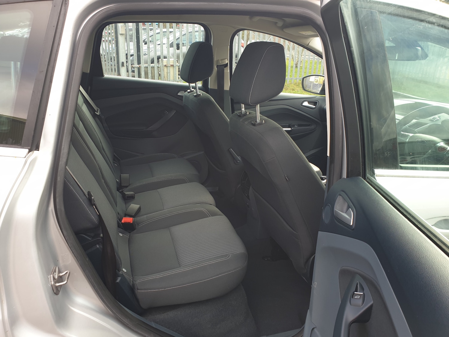 Used Ford C-Max 2014 for sale - 77226136: Photo 11