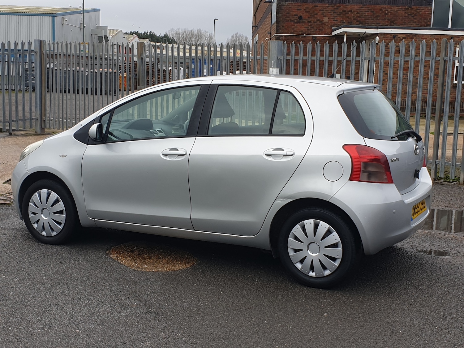 Used Toyota Yaris 2006 for sale - 77567829: Photo 5