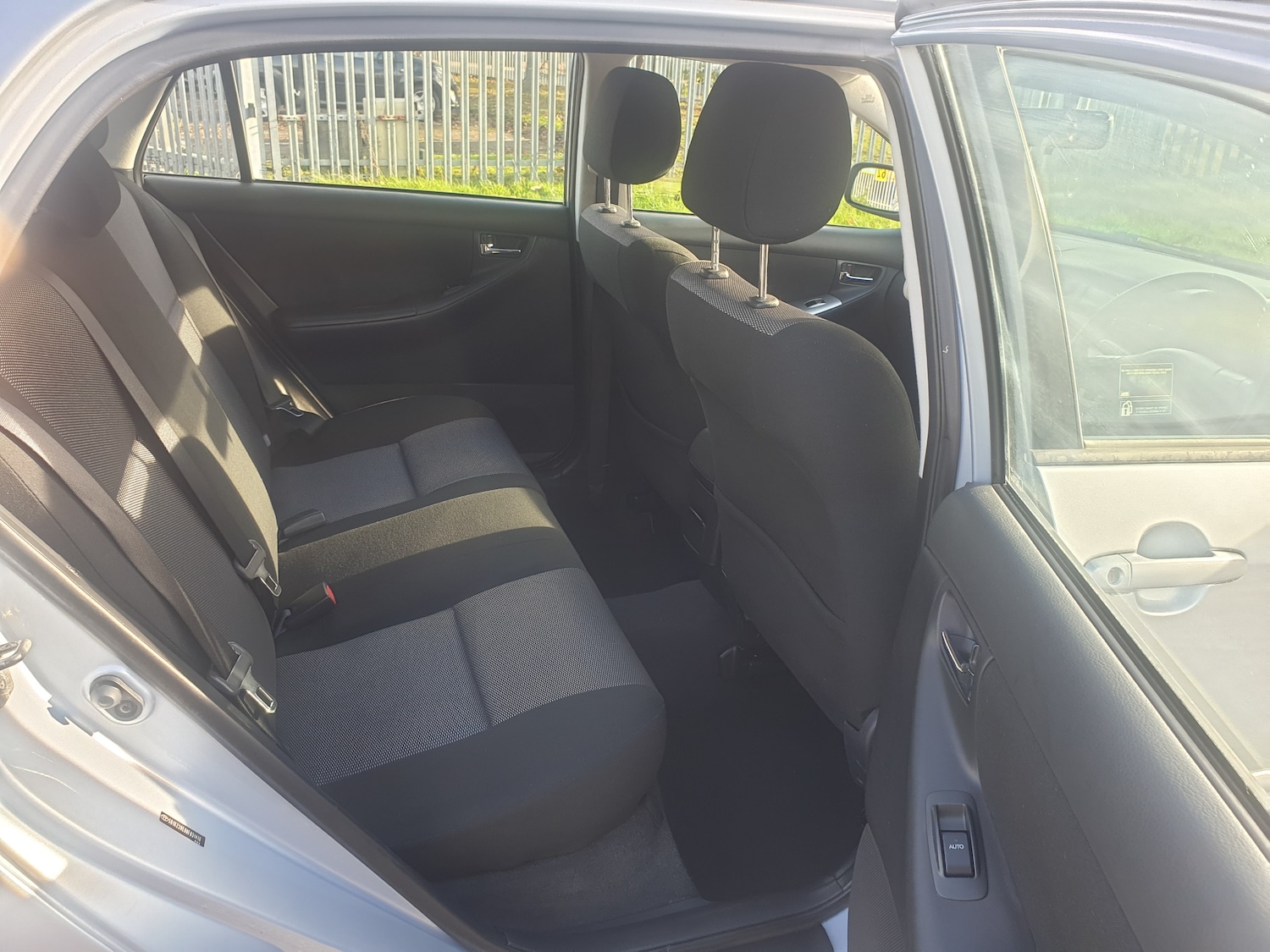 Used Toyota Corolla 2006 for sale - 76334646: Photo 11