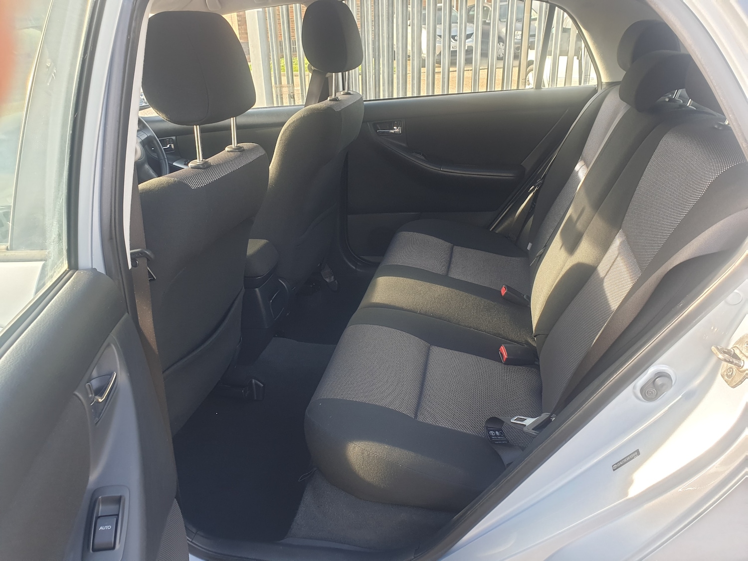 Used Toyota Corolla 2006 for sale - 76334646: Photo 14