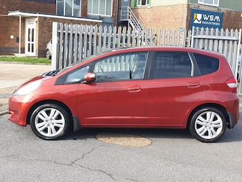 Used Honda Jazz 2015 for sale - 77506115: Photo