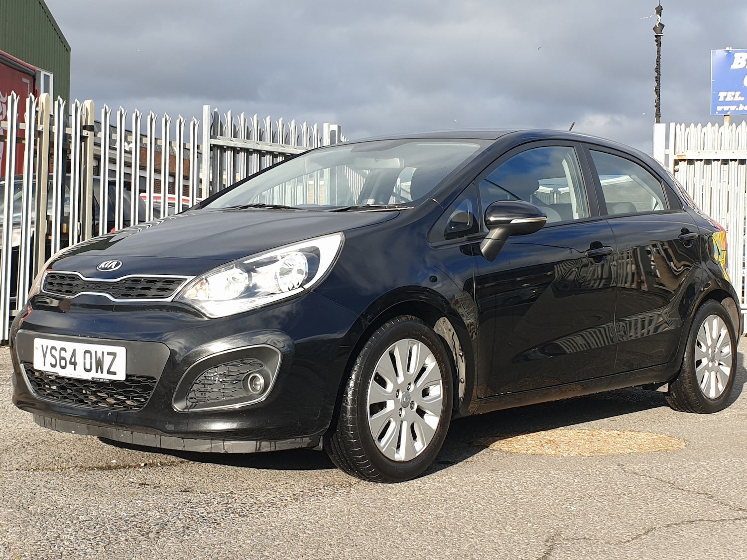 Used Kia Rio 2015 for sale - 77976115: Photo 1
