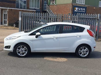 Used Ford Fiesta 2016 for sale - 79458474: Photo
