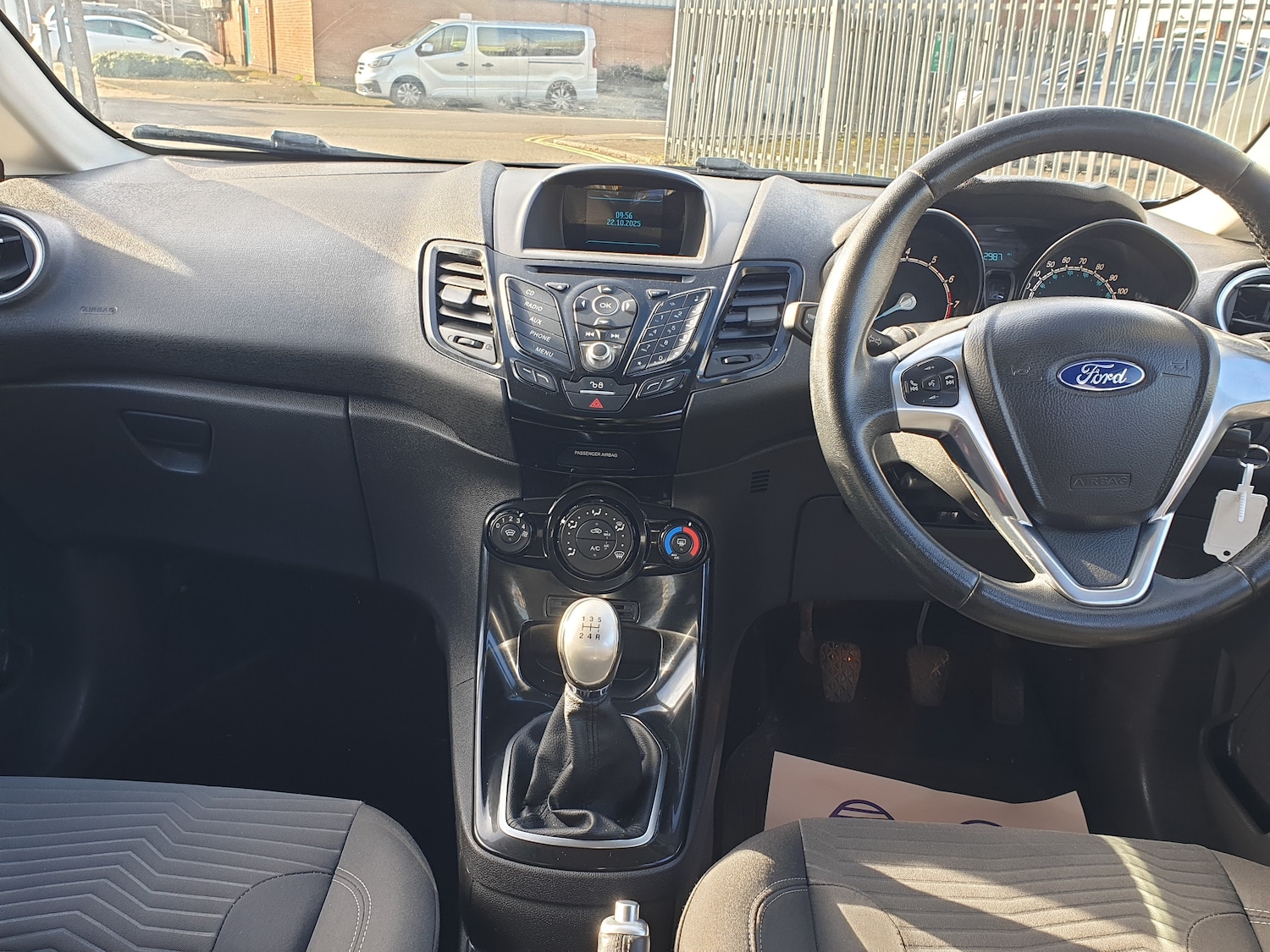 Used Ford Fiesta 2015 for sale - 76334688: Photo 11