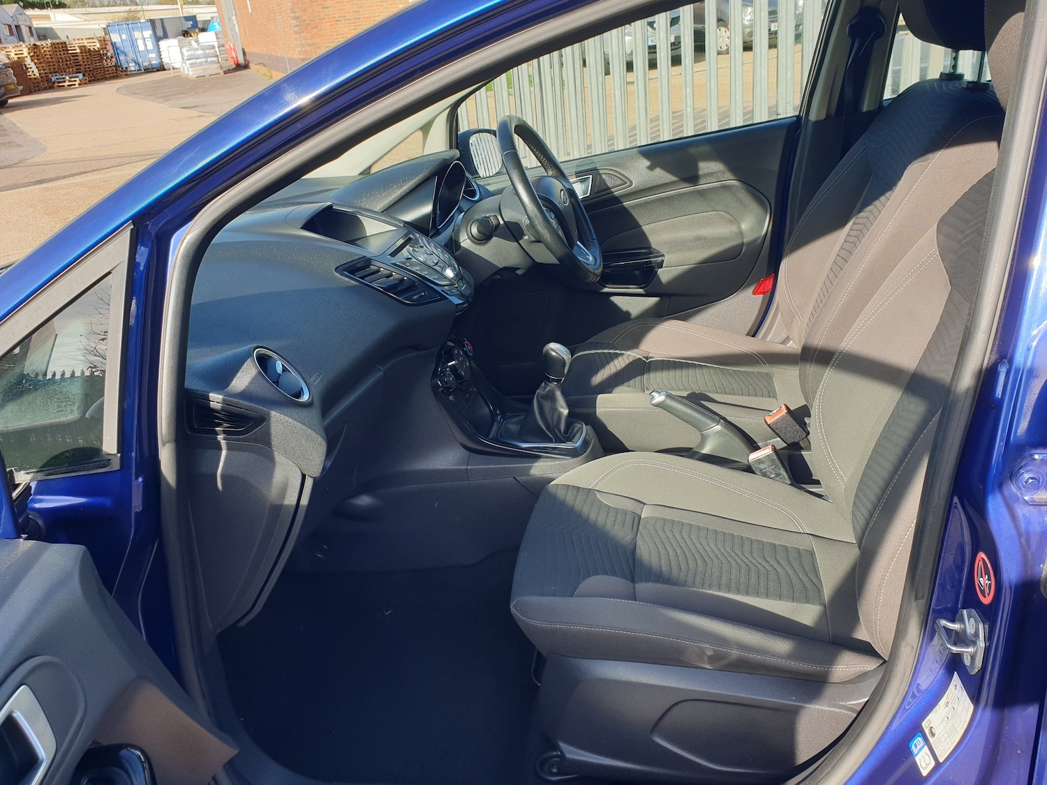 Used Ford Fiesta 2015 for sale - 76334688: Photo 14