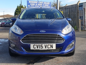2015 (15) - 1.25 Zetec Hatchback 5dr Petrol Manual Euro 6 (82 ps)