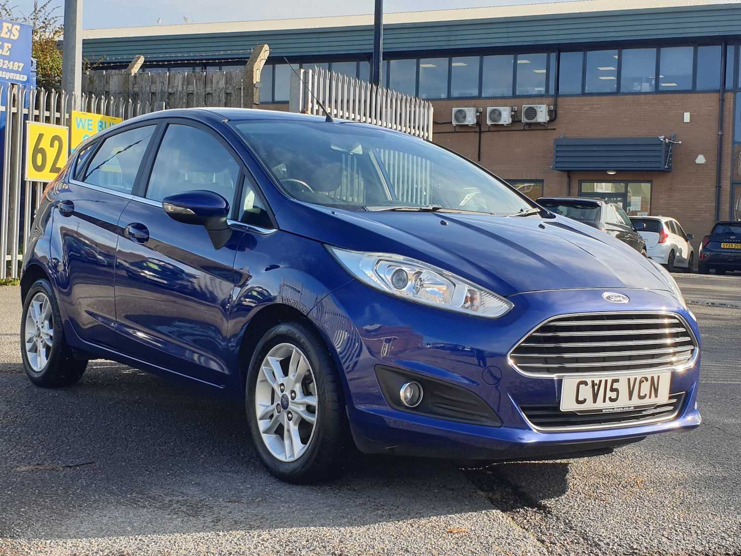 Used Ford Fiesta 2015 for sale - 76334688: Photo 2