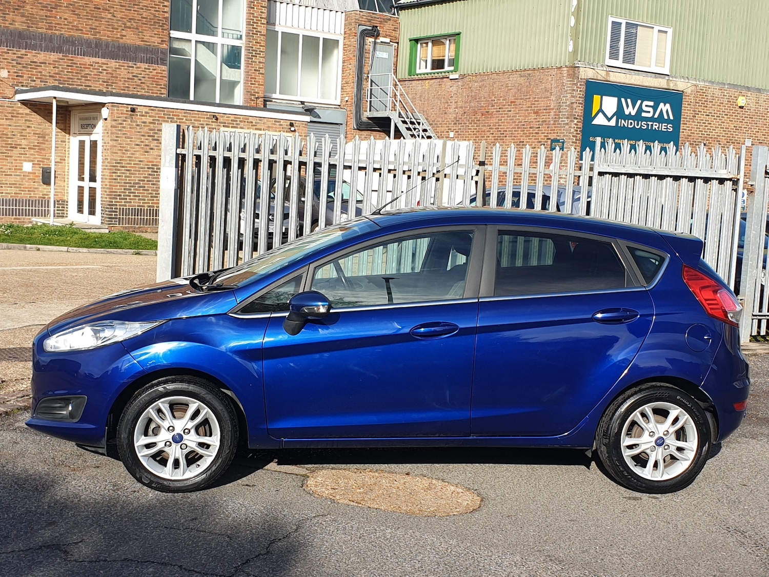 Used Ford Fiesta 2015 for sale - 76334688: Photo 4
