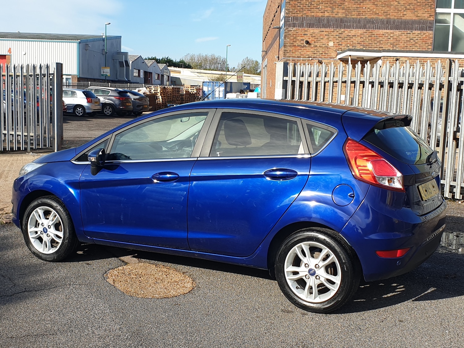 Used Ford Fiesta 2015 for sale - 76334688: Photo 5
