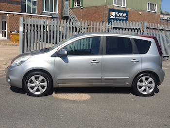 Used Nissan Note 2010 for sale - 79385861: Photo