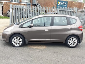 Used Honda Jazz 2011 for sale - 77650437: Photo