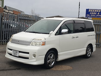 Used Toyota Voxy 2006 for sale - 75620957: Photo