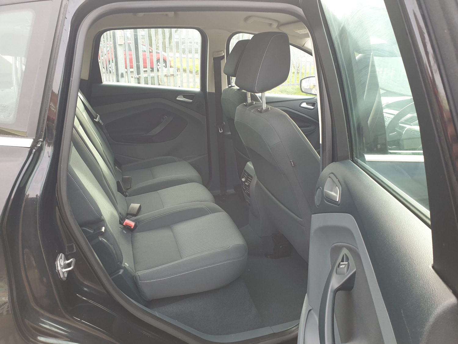 Used Ford C-Max 2015 for sale - 76767444: Photo 12