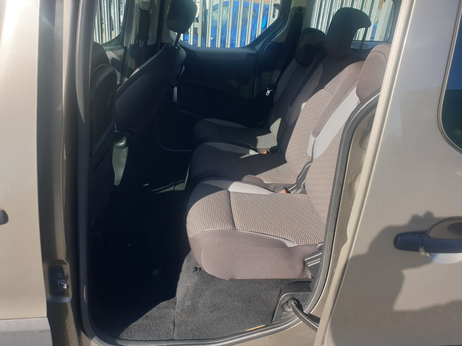 Used Peugeot Partner Tepee 2013 for sale - 76334583: Photo 14