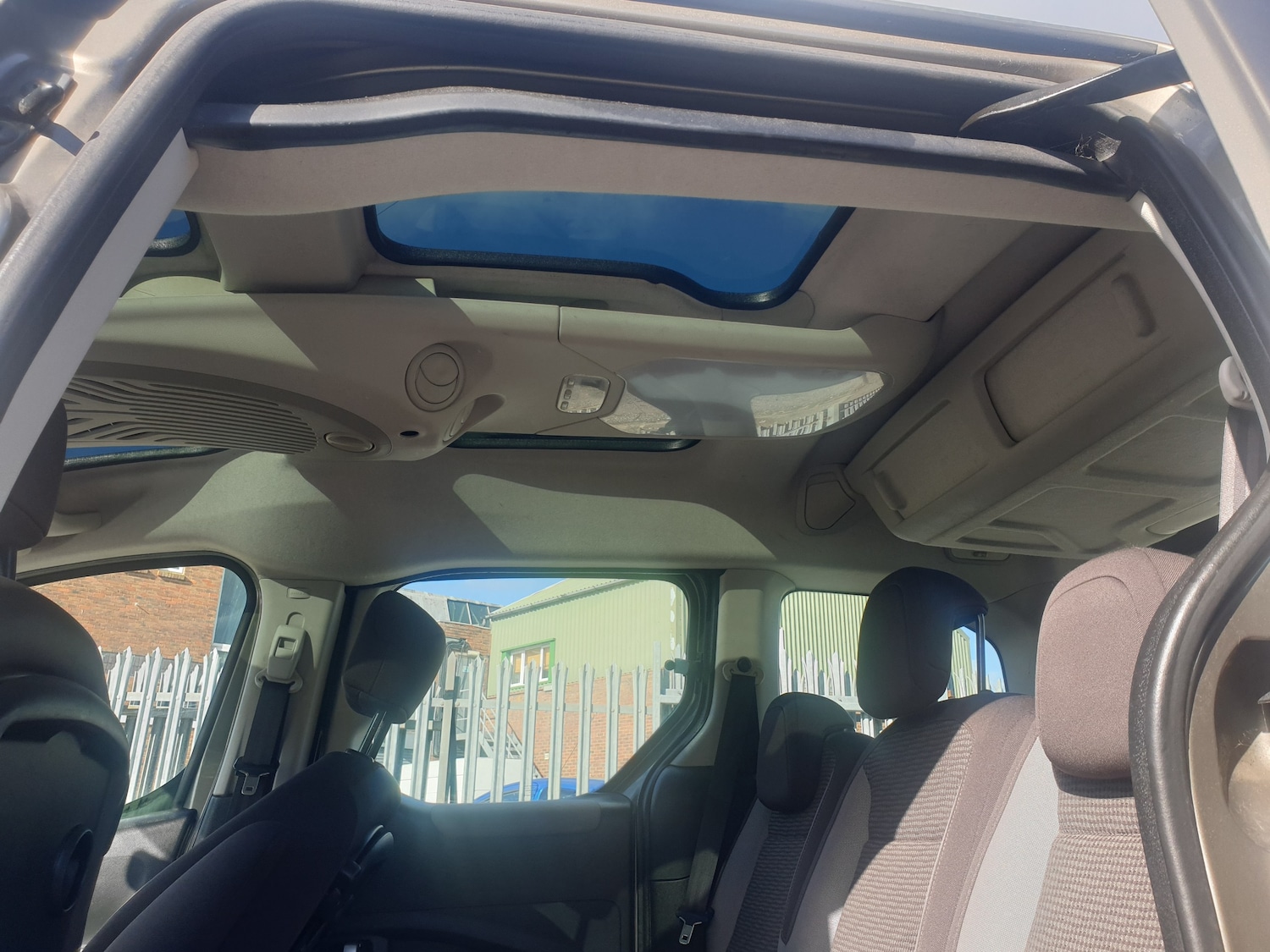 Used Peugeot Partner Tepee 2013 for sale - 76334583: Photo 15