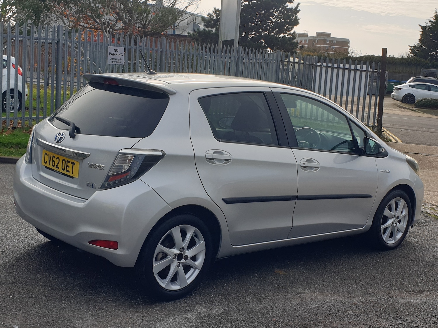 Used Toyota Yaris 2012 for sale - 76545928: Photo 4