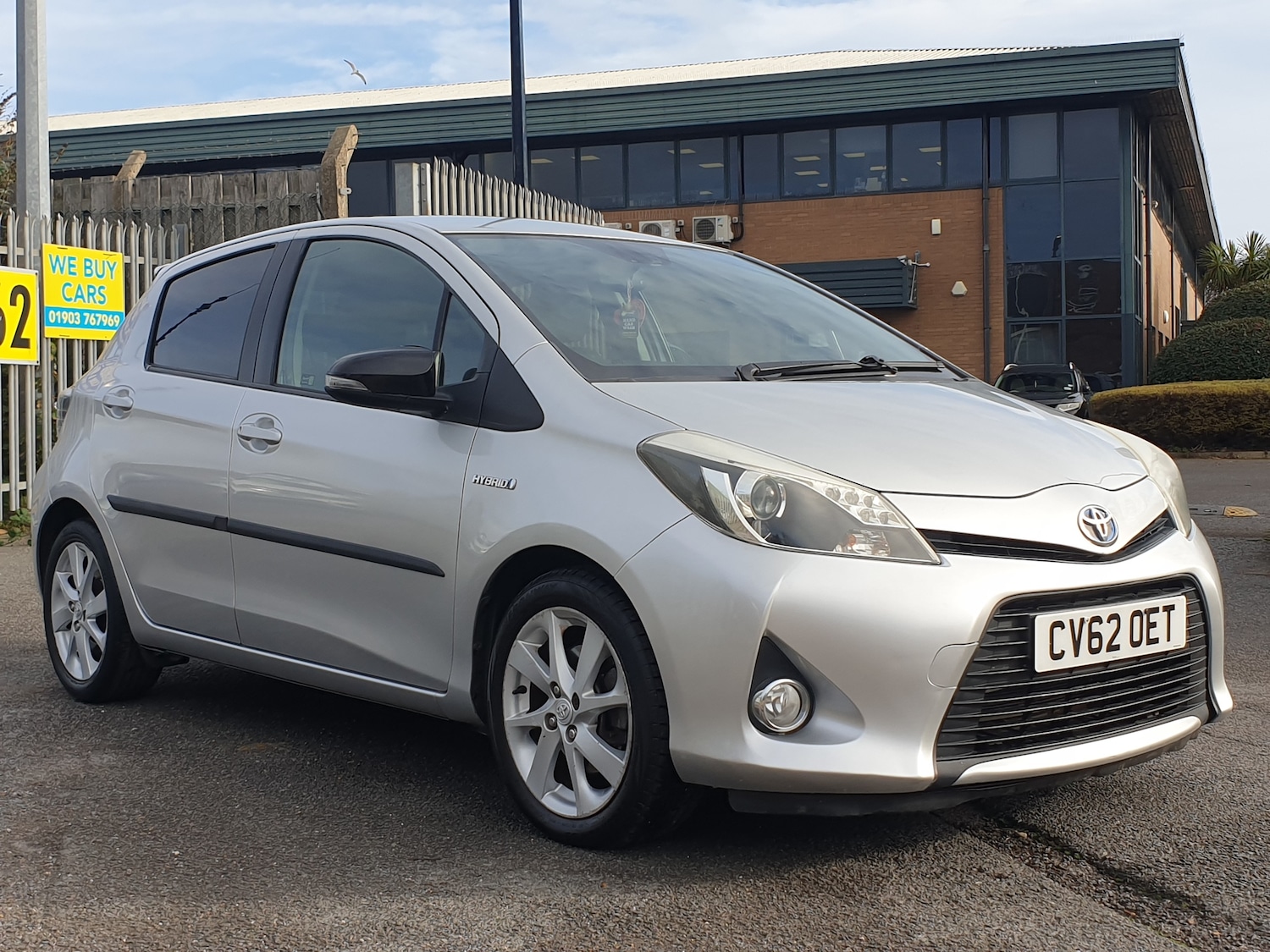 Used Toyota Yaris 2012 for sale - 76545928: Photo 8