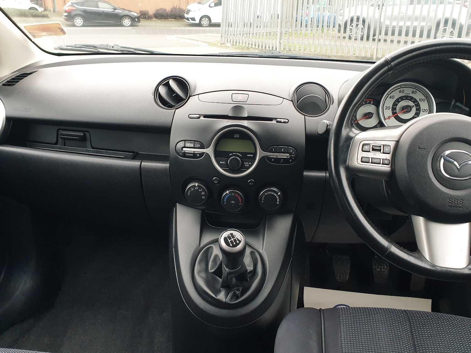 Used Mazda Mazda2 2009 for sale - 76961843: Photo 11
