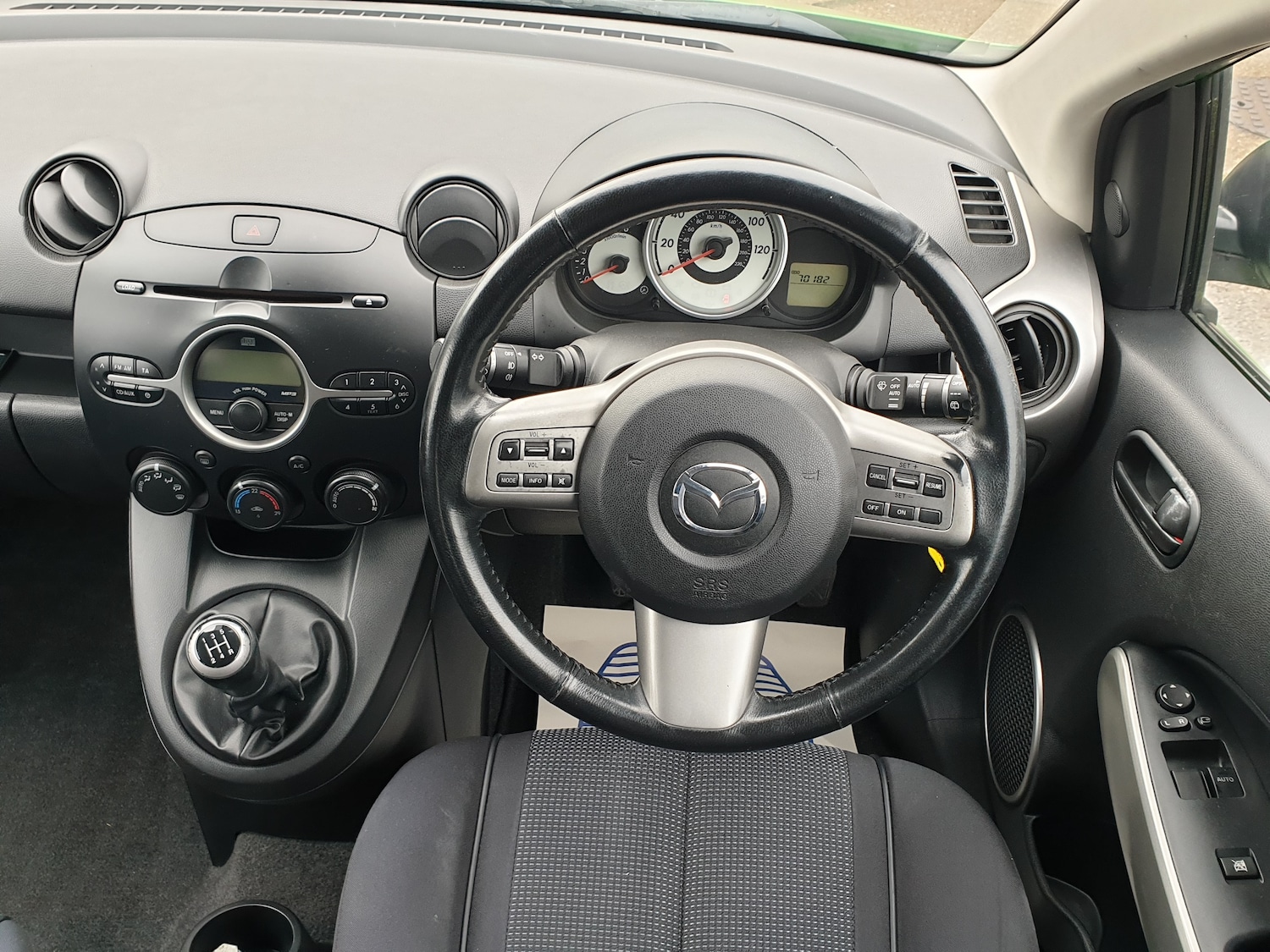 Used Mazda Mazda2 2009 for sale - 76961843: Photo 12