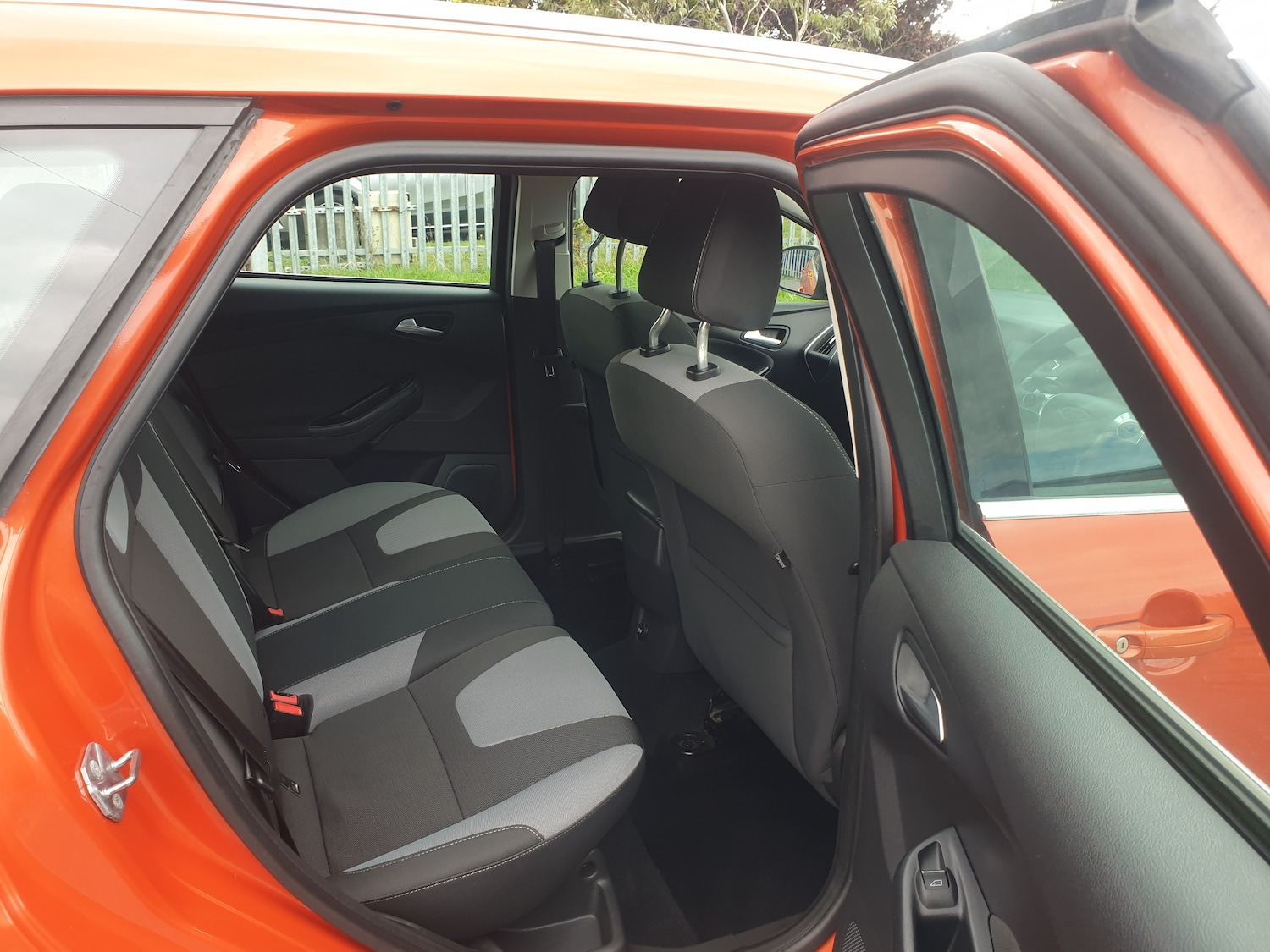 Used Ford Focus 2011 for sale - 76754757: Photo 11