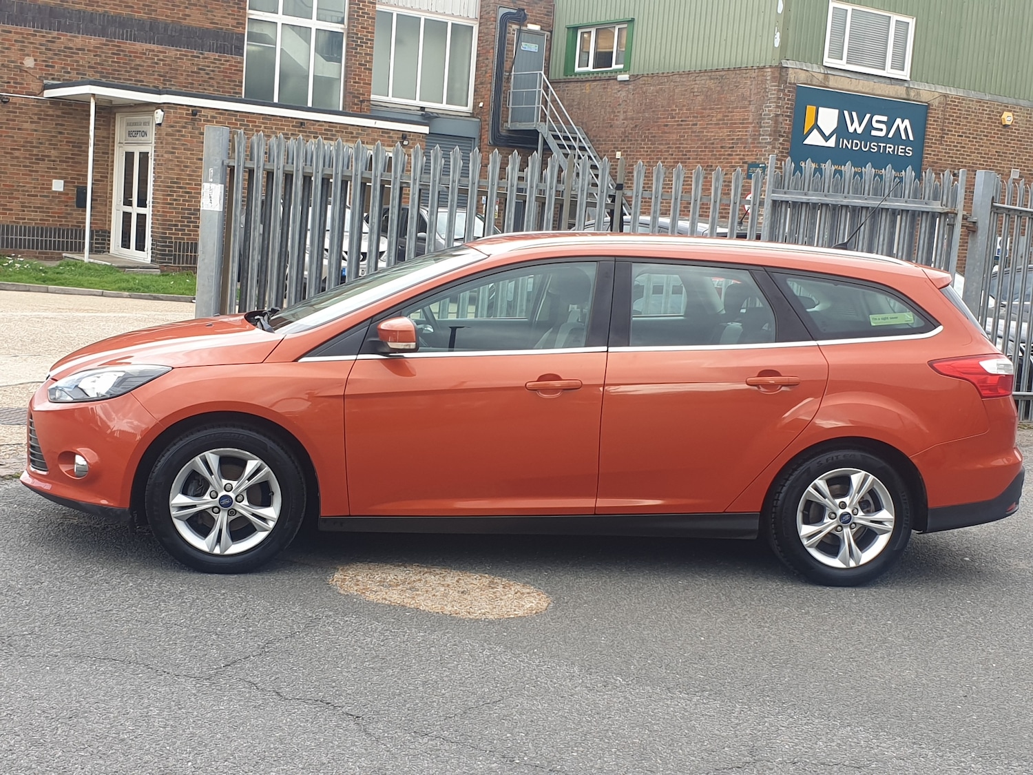 Used Ford Focus 2011 for sale - 76754757: Photo 4