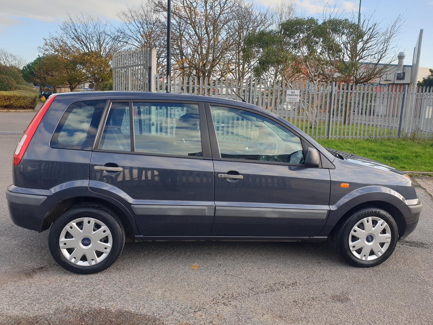 Used Ford Fusion 2010 for sale - 76545933: Photo 8