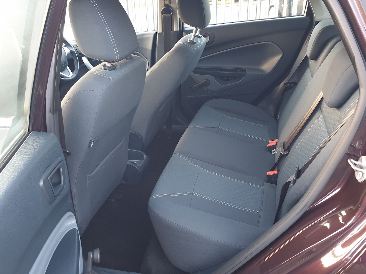 Used Ford Fiesta 2010 for sale - 76883928: Photo 13