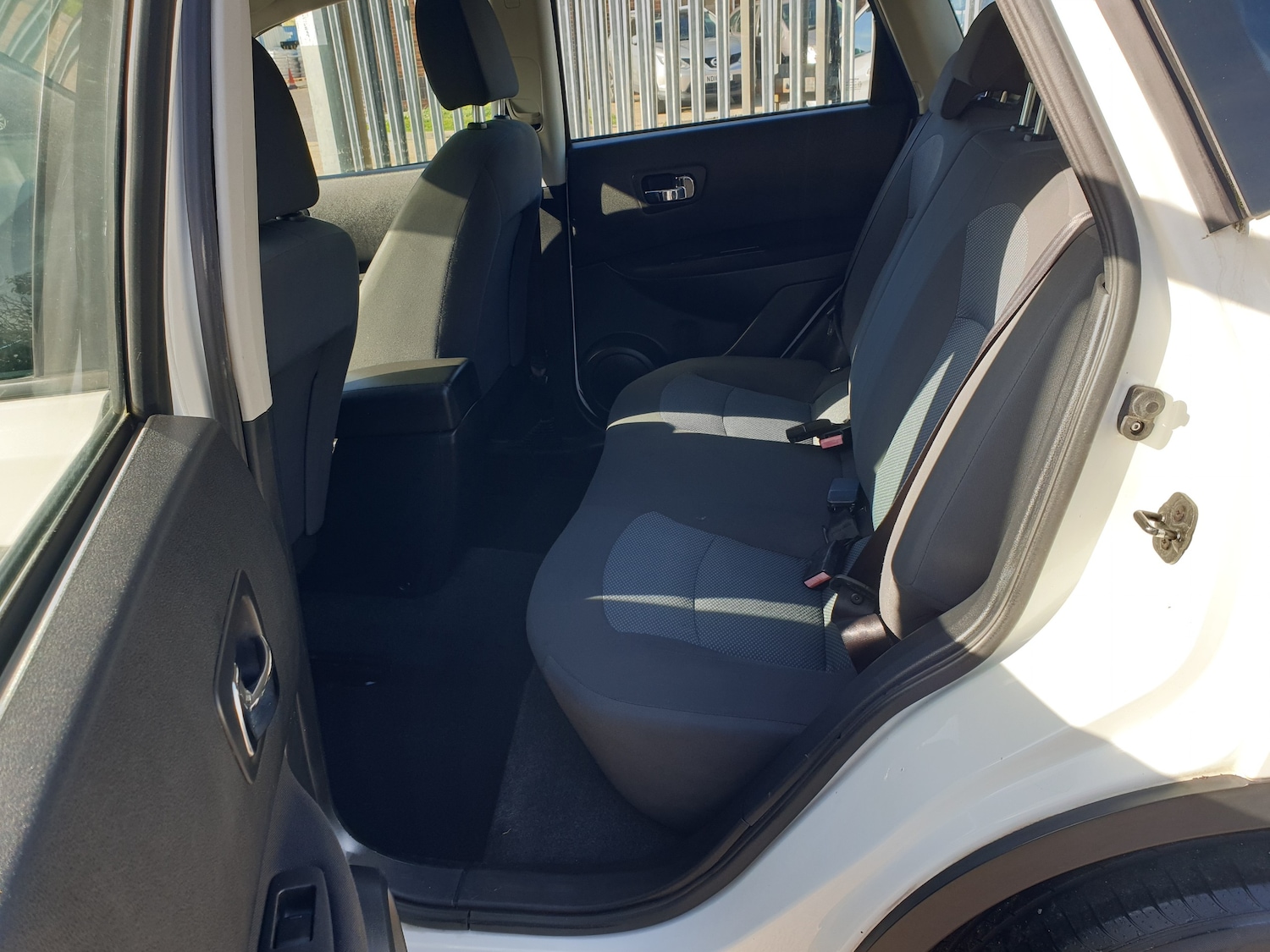 Used Nissan Qashqai 2013 for sale - 76324711: Photo 15