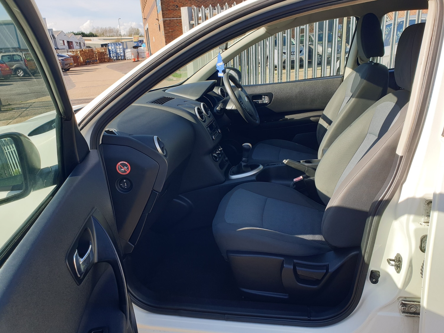 Used Nissan Qashqai 2013 for sale - 76324711: Photo 16