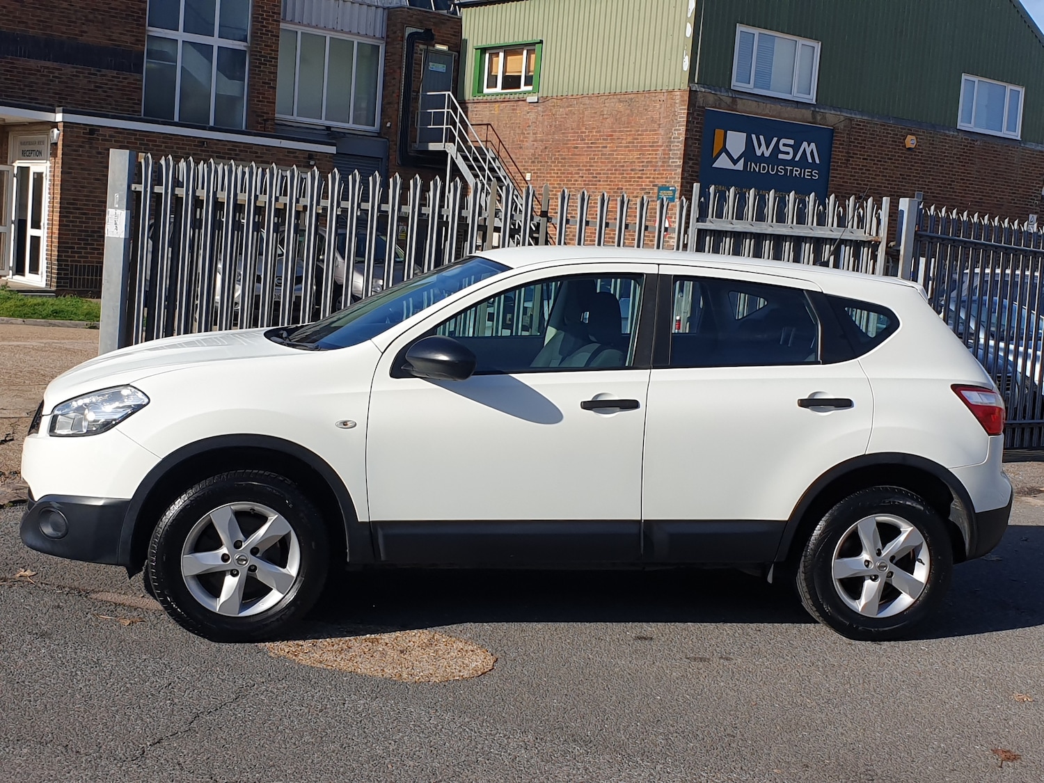 Used Nissan Qashqai 2013 for sale - 76324711: Photo 4