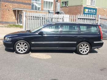 Used Volvo V70 2004 for sale - 74571210: Photo