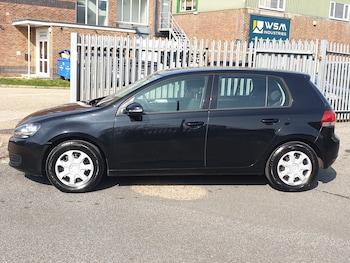 Used Volkswagen Golf 2009 for sale - 77919122: Photo