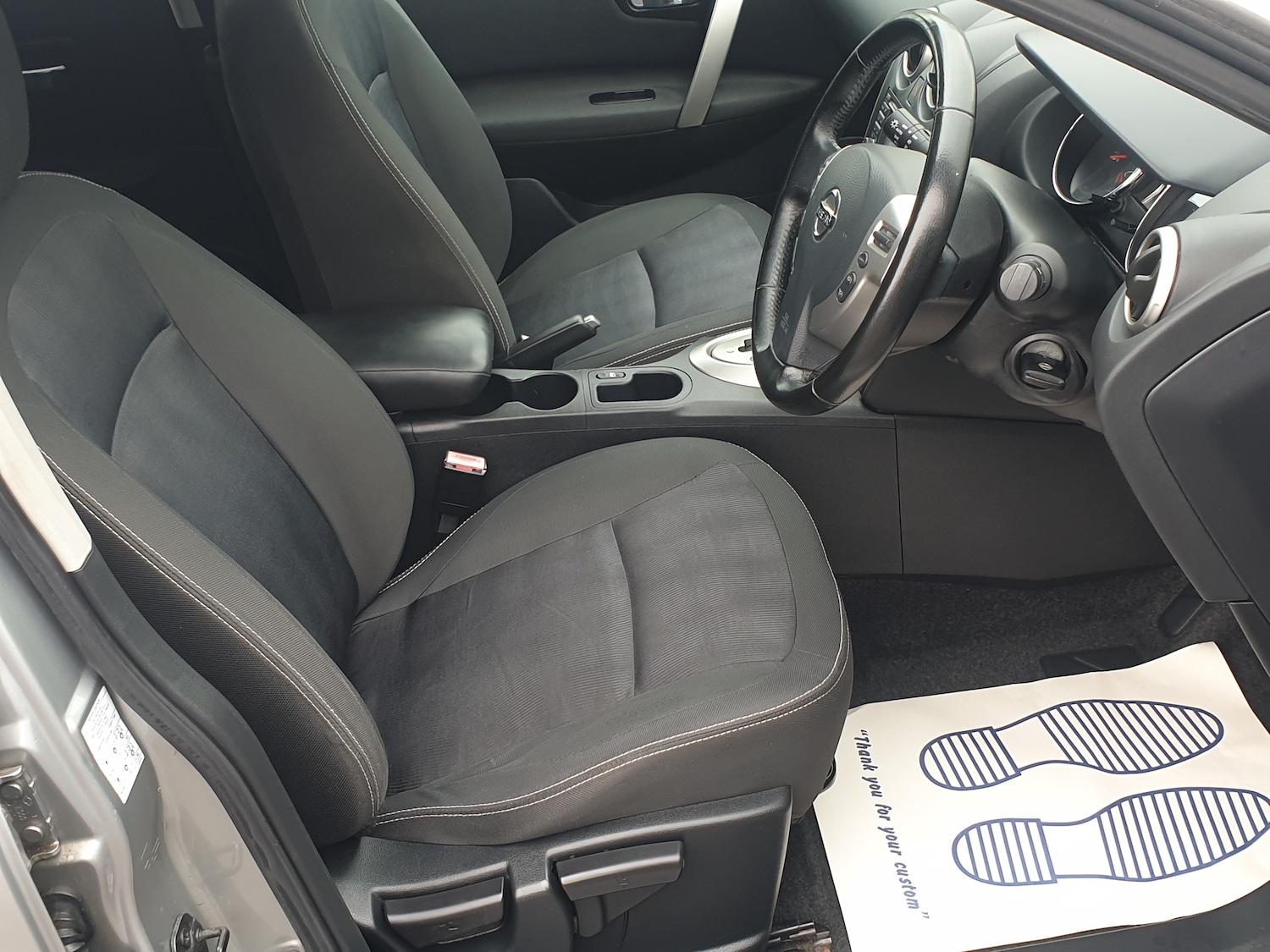 Used Nissan Qashqai 2011 for sale - 77608060: Photo 3