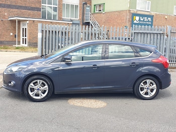 Used Ford Focus 2011 for sale - 78554302: Photo