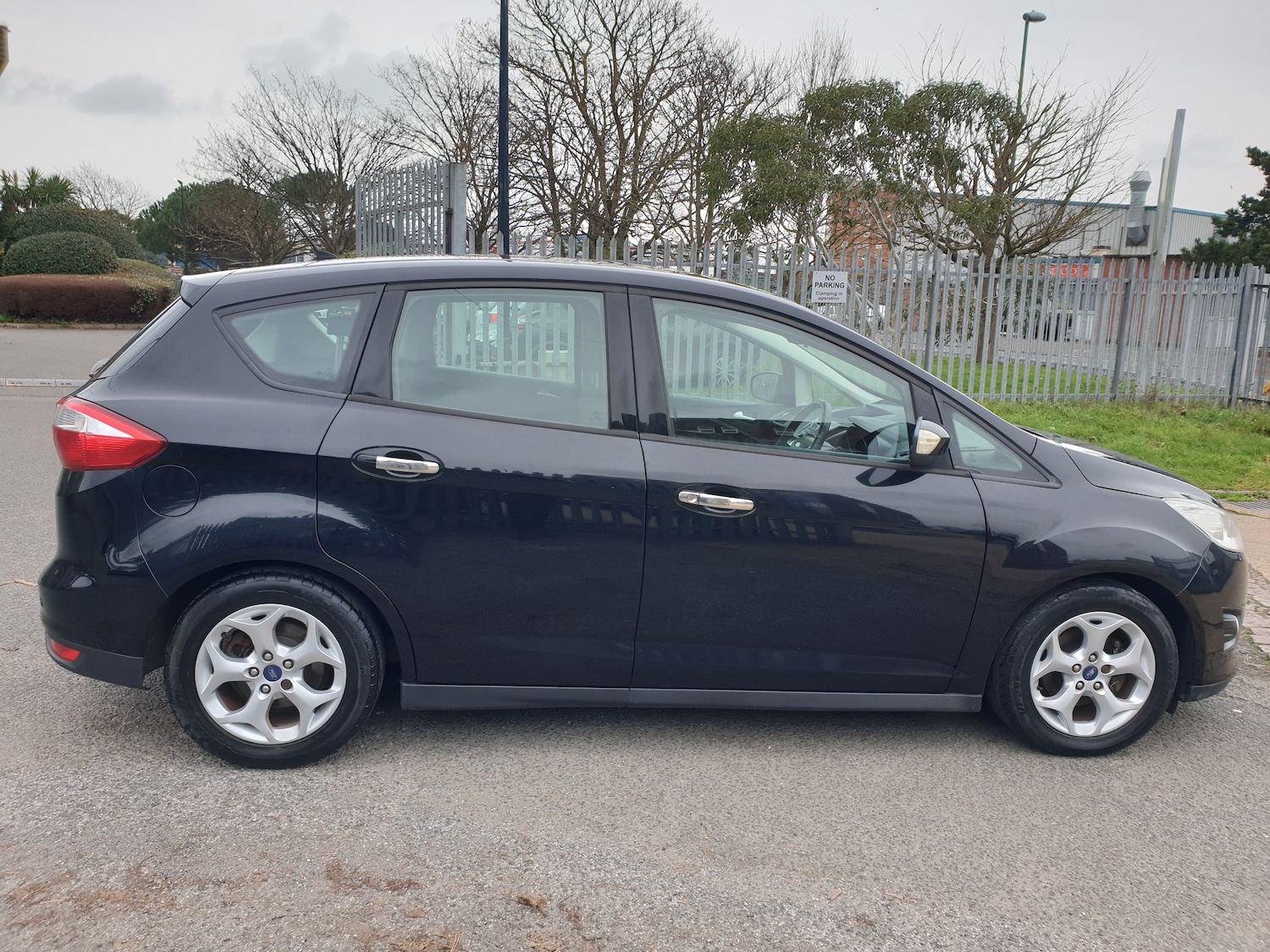 Used Ford C-Max 2013 for sale - 76957654: Photo 9