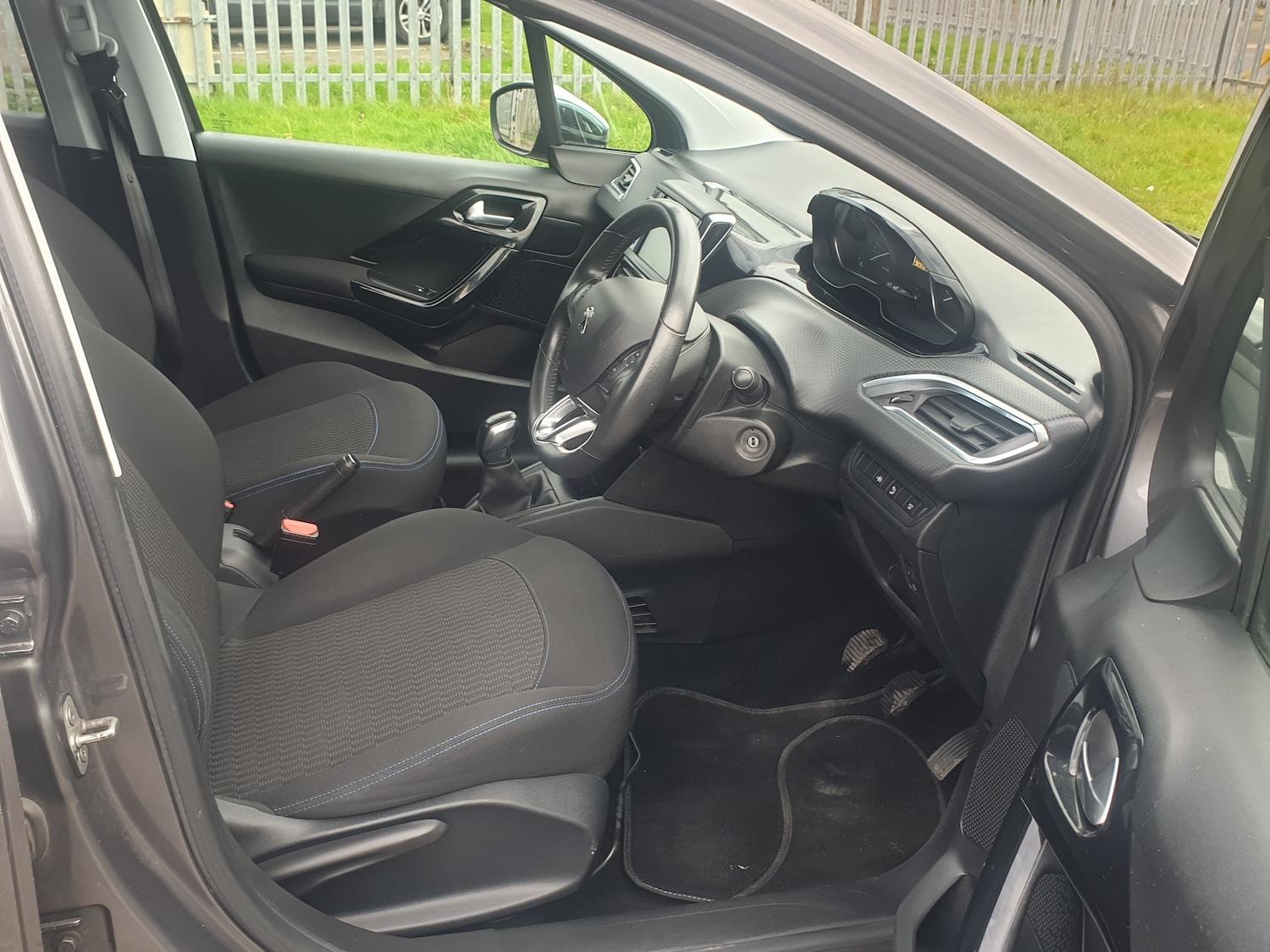 Used Peugeot 208 2019 for sale - 77820021: Photo 9