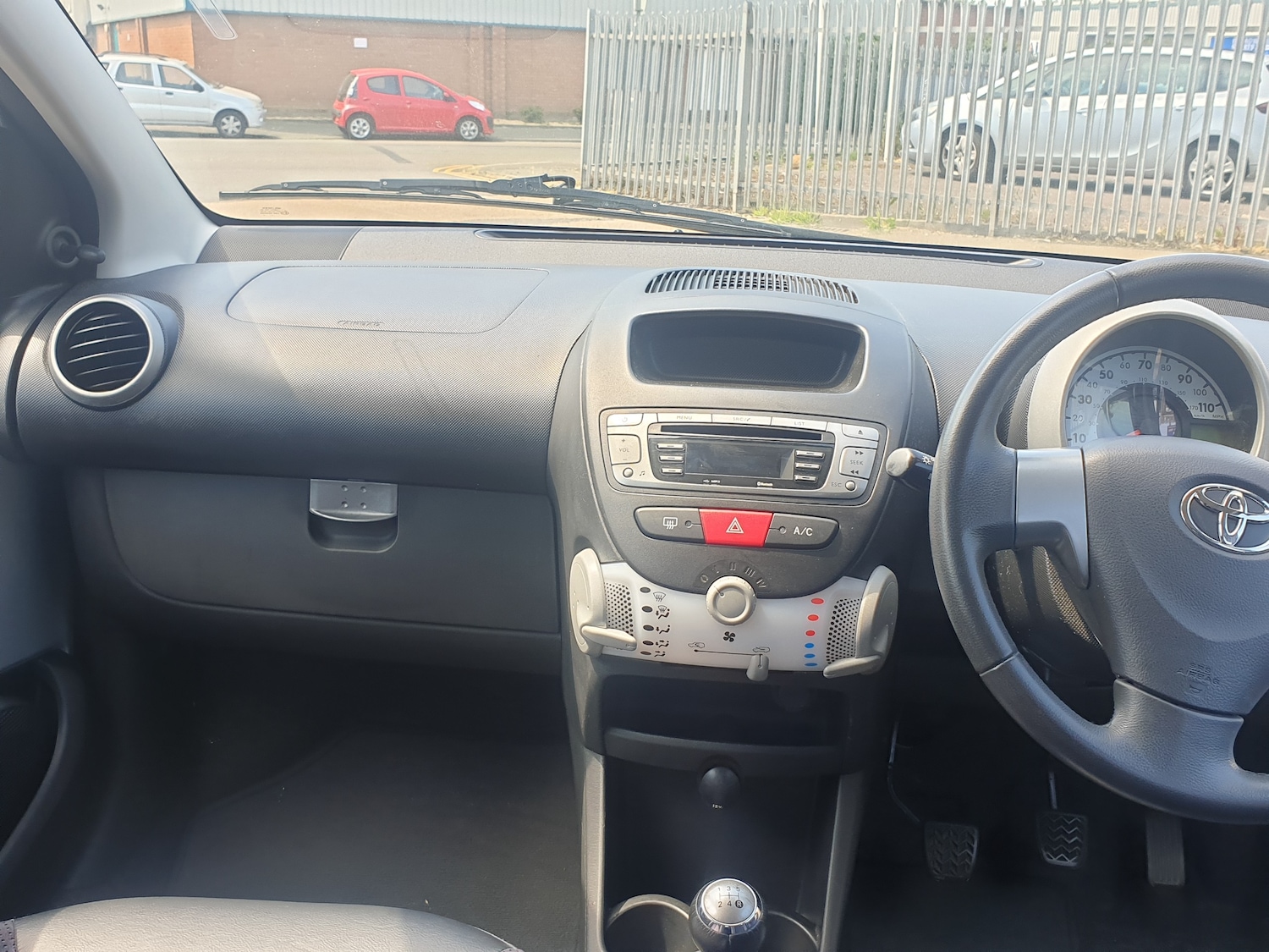 Used Toyota AYGO 2013 for sale - 76324515: Photo 12