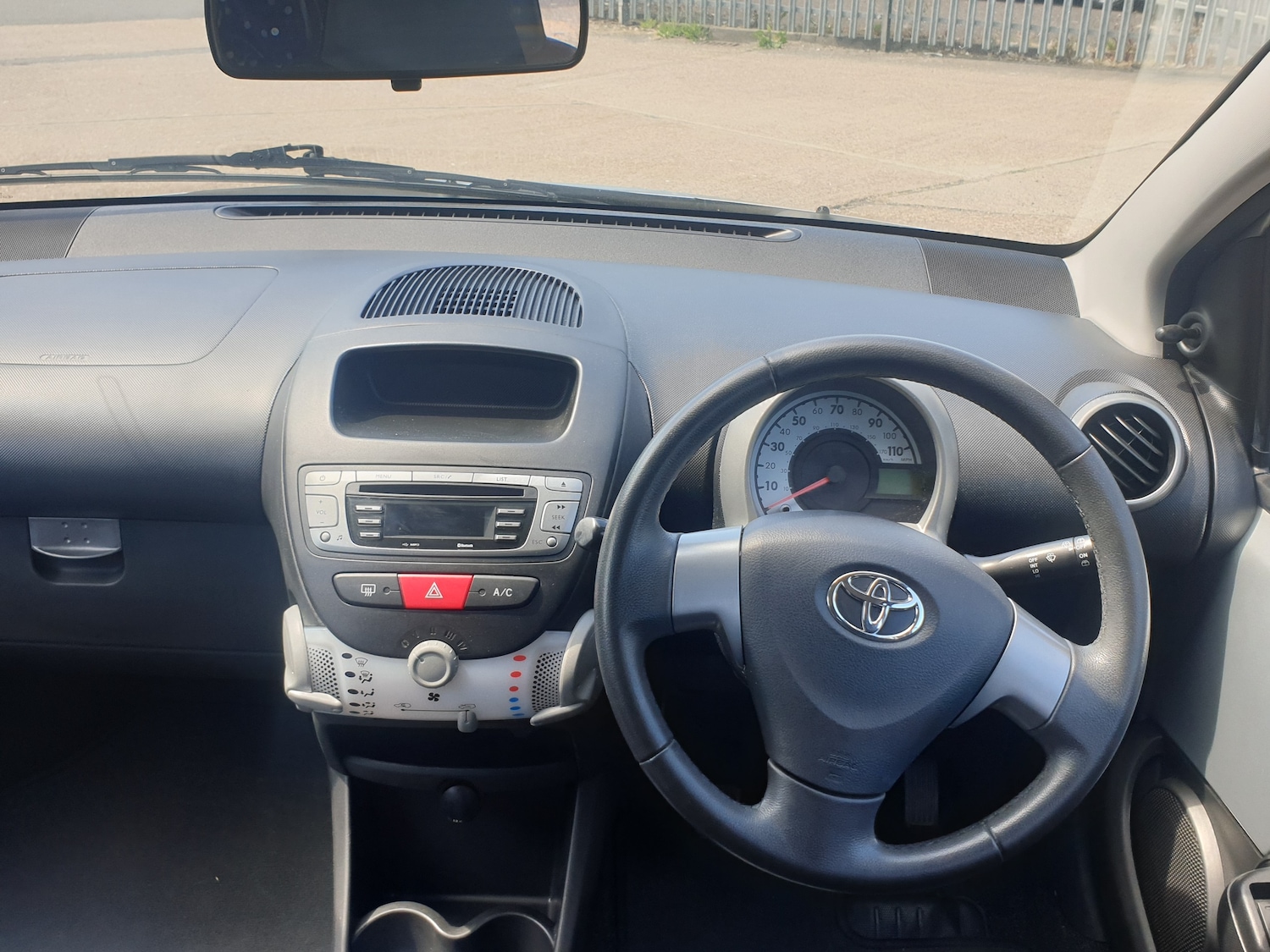 Used Toyota AYGO 2013 for sale - 76324515: Photo 13