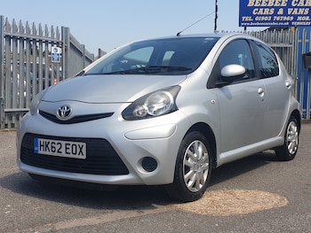 2013 (62) - 1.0 VVT-i Ice 5dr