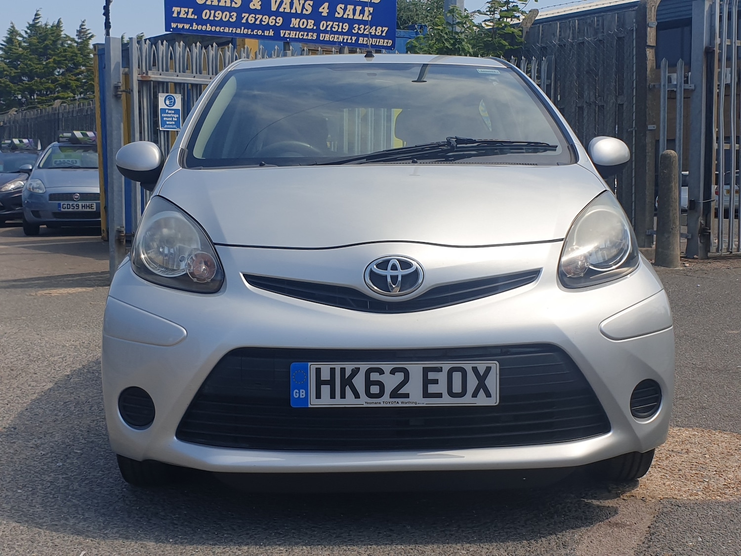 Used Toyota AYGO 2013 for sale - 76324515: Photo 2