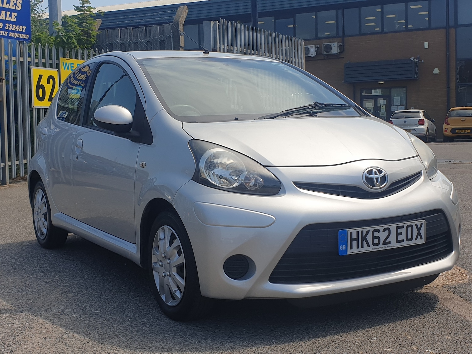 Used Toyota AYGO 2013 for sale - 76324515: Photo 3