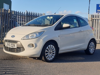 2010 (10) - 1.2 Zetec Hatchback 3dr Petrol Manual Euro 4 (69 ps)