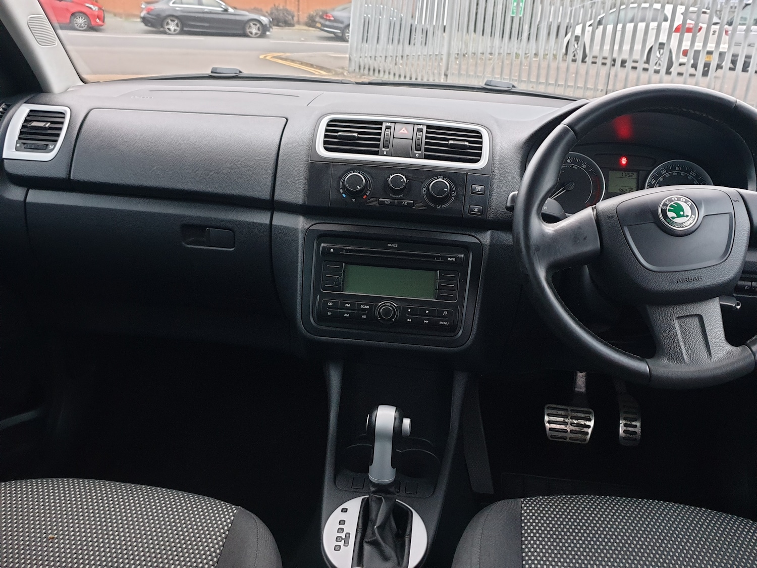Used Skoda Roomster 2009 for sale - 76292849: Photo 12