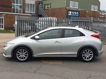 Used Honda Civic 2013 for sale - 77341069: Photo