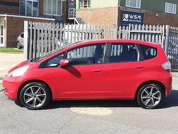 Used Honda Jazz 2010 for sale - 75880858: Photo