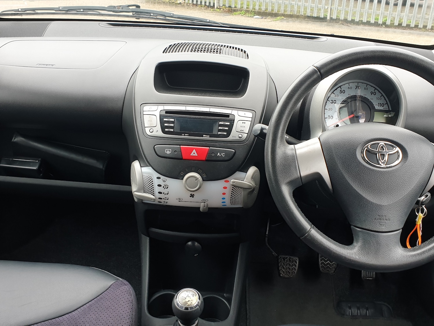 Used Toyota AYGO 2013 for sale - 77249330: Photo 12