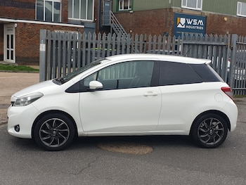 Used Toyota Yaris 2013 for sale - 78673750: Photo