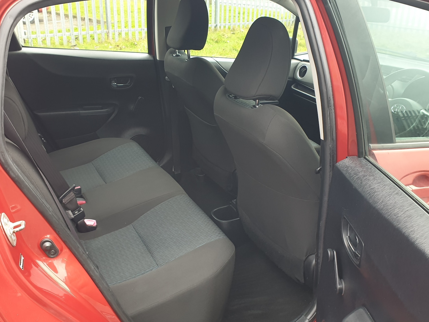 Used Toyota Yaris 2012 for sale - 77446284: Photo 11