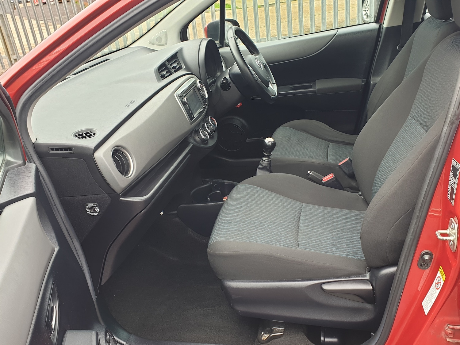 Used Toyota Yaris 2012 for sale - 77446284: Photo 14